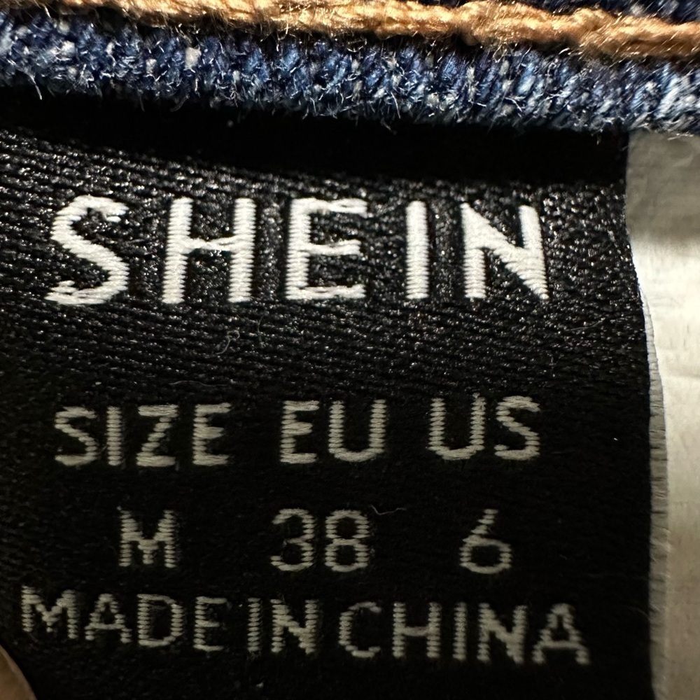 SHEIN Ripped Wide Leg Jeans - Picture 6 of 12